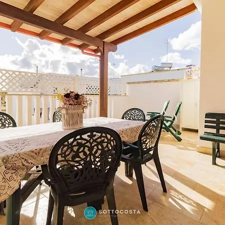 Dalia Flat- Apartment San Foca