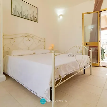 Dalia Flat- Apartment San Foca